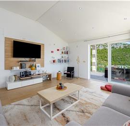 Luxury 5 Bedroom Beachfront Villa near Dubrovnik, Sleeps 11-12